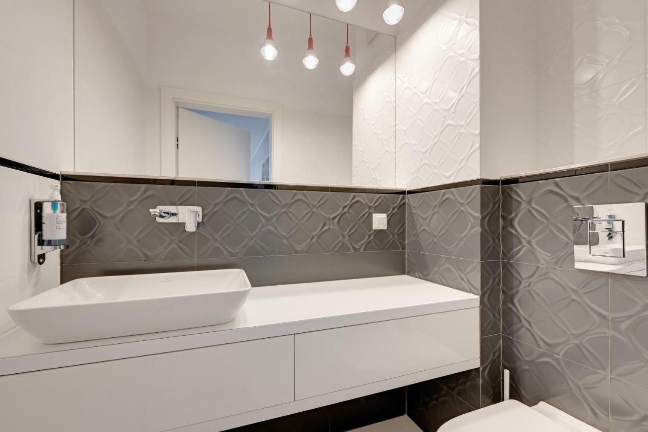 Luxury Long Island Suite グダニスク エクステリア 写真